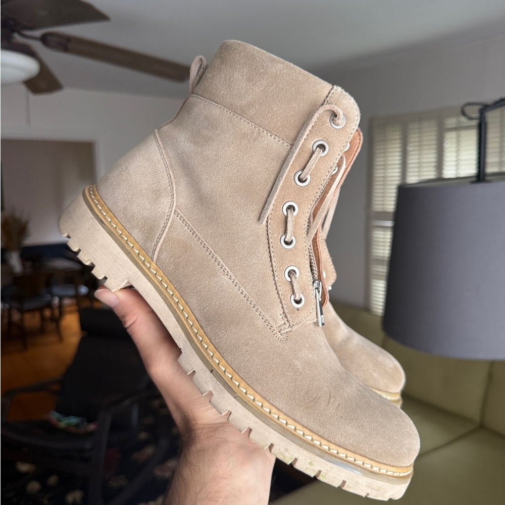 Men's Tan Suede Boots